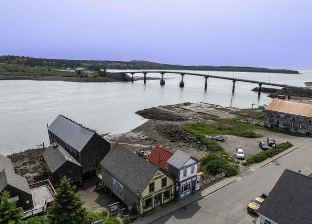 Property at 52 Water St, Lubec, ME 04652, 1 bed, 1 bath
