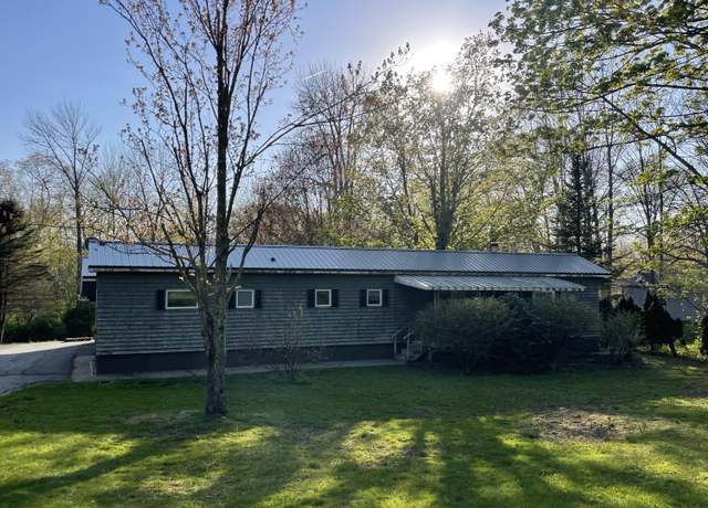 Property at 110 Mountain St, Camden, ME 04843, 2 beds, 1 bath