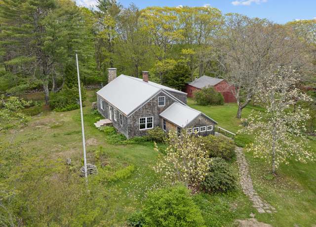 Property at 463 Back Meadow Rd, Damariscotta, ME 04543, 3 beds, 2.5 baths