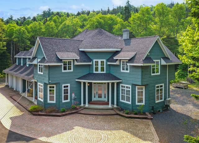 Property at 68 2nd Ave, Fort Kent, ME 04743, 5 beds, 5 baths