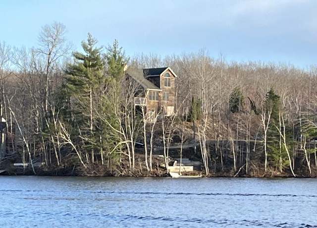 Property at 271 W Shore Rd, Waterboro, ME 04030, 3 beds, 3 baths