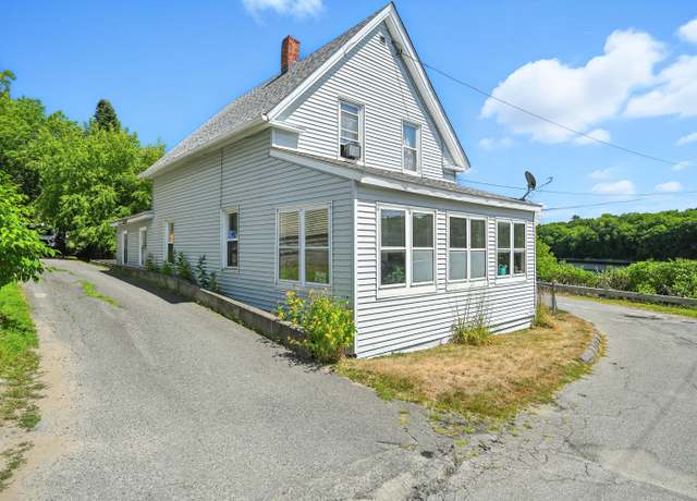 Property at 2 King St, Fairfield, ME 04937, 3 beds, 1 bath