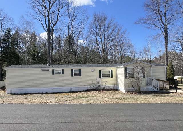 Property at 11 Sandy Ct, Turner, ME 04282, 3 beds, 1 bath