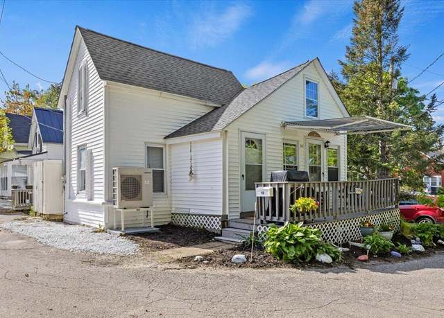 Property at 52 11th St, Old Orchard Beach, ME 04064, 3 beds, 1 bath