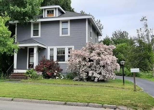Property at 155 N Main St, Rockland, ME 04841, 3 beds, 1 bath