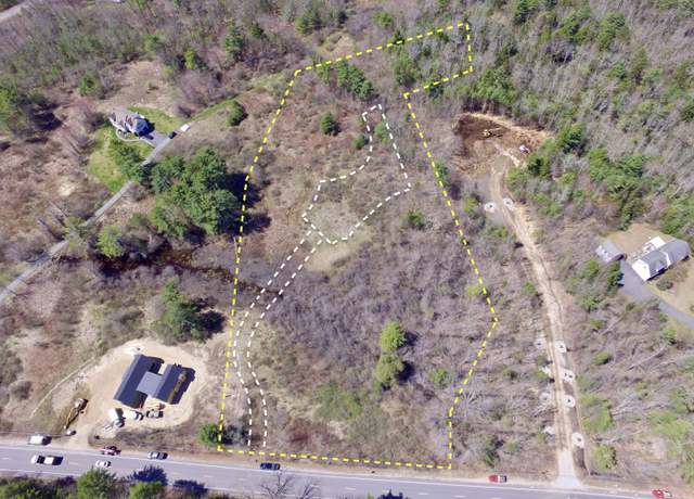 Property at 142 Longwoods Rd, Falmouth, ME 04105