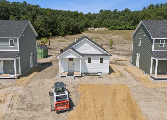 Property at 5 Feldspar Ln #3, Cumberland, ME 04021, 2 beds, 1 bath