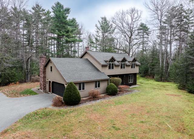 Property at 305 Monroe Rd, Hampden, ME 04444, 4 beds, 2.5 baths