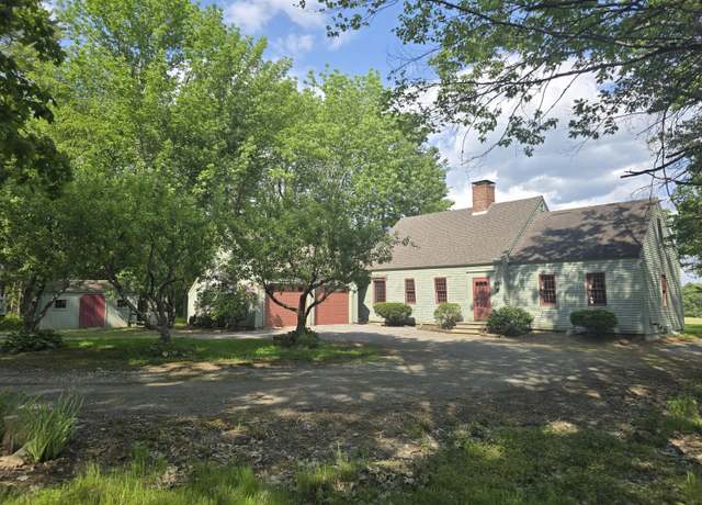 Property at 35 Cushman Rd, Nobleboro, ME 04555, 4 beds, 2.5 baths