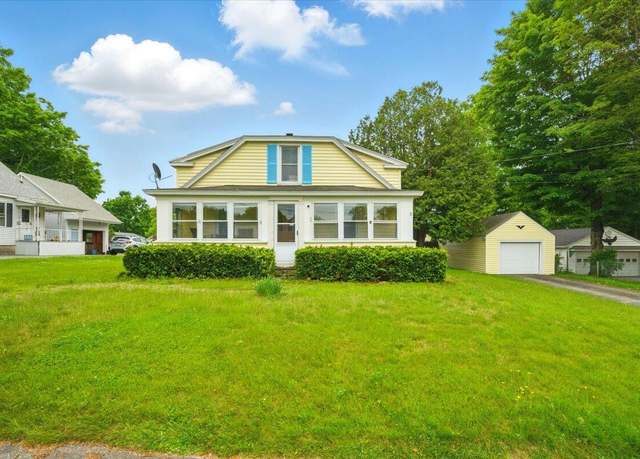 Property at 5 Jeffrey St, Lewiston, ME 04240, 3 beds, 1 bath