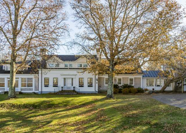 Property at 50 Russell Ave, Rockport, ME 04856, 4 beds, 5 baths