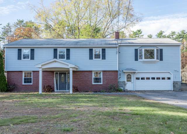 Property at 272 Maquoit Rd, Brunswick, ME 04011, 4 beds, 2 baths