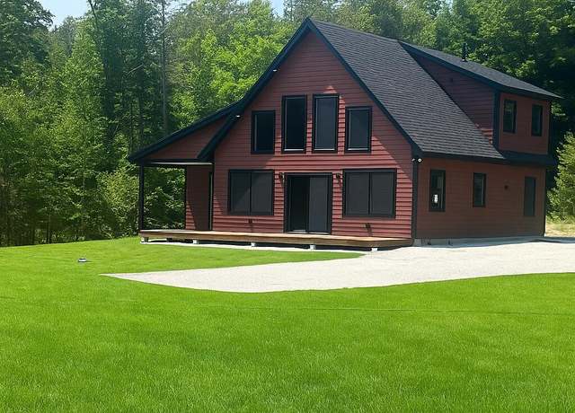 Property at 18 Thayer Way, Bethel, ME 04217, 3 beds, 2.5 baths