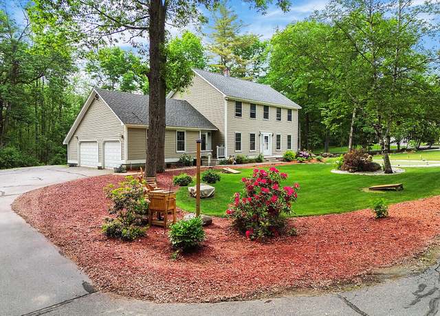 Property at 8 Dollis Ave, Vassalboro, ME 04989, 3 beds, 2.5 baths