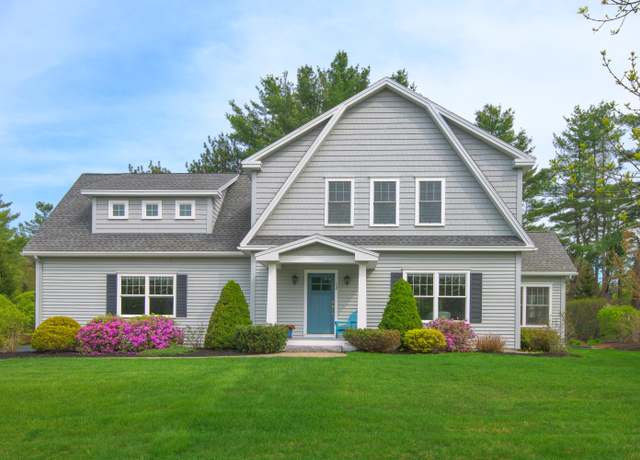 Property at 12 Mussel Cove Ln, Falmouth, ME 04105, 3 beds, 2.5 baths