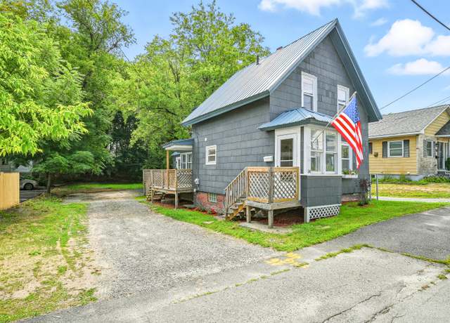 Property at 14 Western Ave, Waterville, ME 04901, 3 beds, 1.5 baths