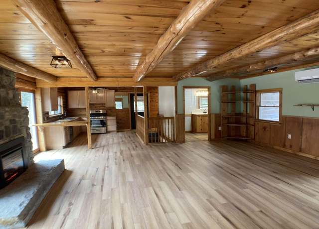Property at 1645 E Madison Rd, Madison, ME 04950, 3 beds, 2 baths