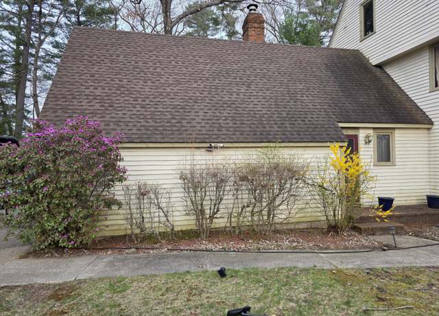 Property at 16 Andrew Ave, Sanford, ME 04073, 3 beds, 2.5 baths
