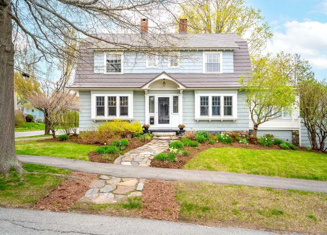 Property at 89 Fountain St, Bangor, ME 04401, 3 beds, 2.5 baths