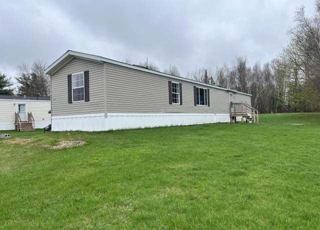 Property at 35 Lorna Ln, Glenburn, ME 04401, 3 beds, 2 baths