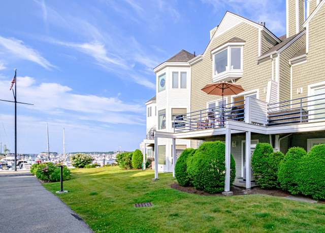 Property at 148 Breakwater Dr #17, South Portland, ME 04106, 3 beds, 2.5 baths