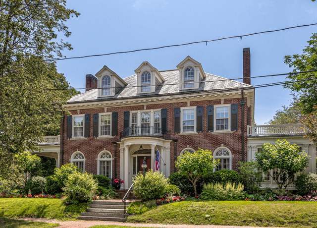 Property at 90 Carroll St, Portland, ME 04102, 4 beds, 2.5 baths