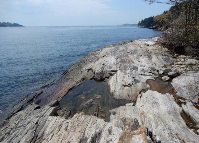Property at 14 Proctor Dr, Chebeague Island, ME 04017, 1 bed, 1 bath