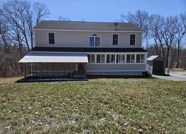 Property at 25 Gregory Dr, Sanford, ME 04073, 3 beds, 4 baths