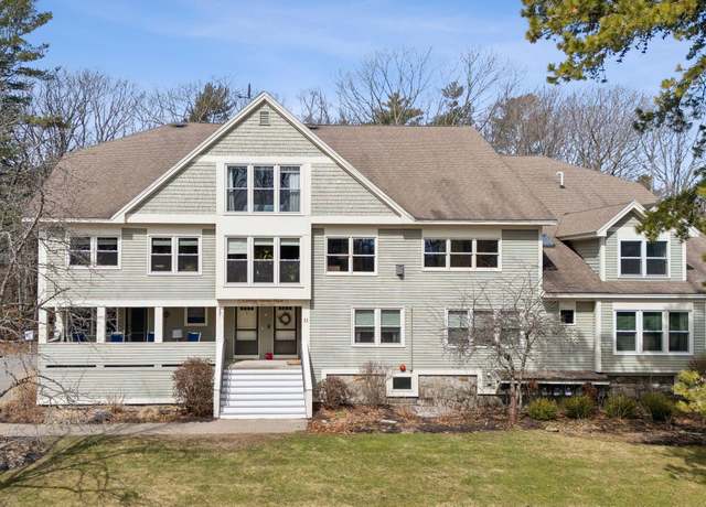 Property at 51 Woodland Rd #1, Cape Elizabeth, ME 04107, 2 beds, 1 bath
