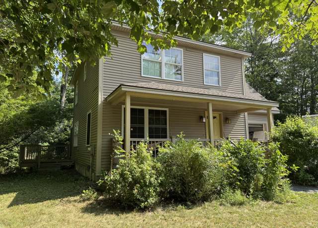 Property at 33 Wilkie St, Portland, ME 04103, 3 beds, 2.5 baths