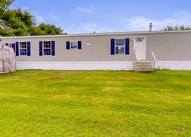 Property at 7 Tirrell Ave, Mechanic Falls, ME 04256, 2 beds, 2 baths