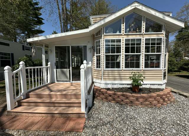 Property at 150 Chapel Rd #308, Wells, ME 04090, 4 beds, 1 bath