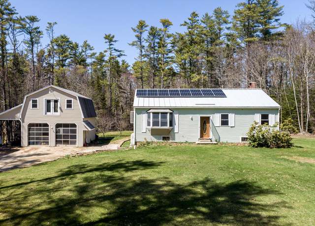 Property at 2 Mann Rd, Freeport, ME 04032, 3 beds, 2 baths