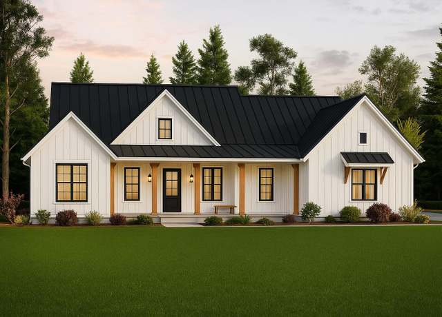 Property at 2 Moxie Ln, Biddeford, ME 04005, 3 beds, 2.5 baths