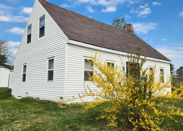 Property at 13 W West Old Main Rd, Lowell, ME 04493, 3 beds, 2 baths