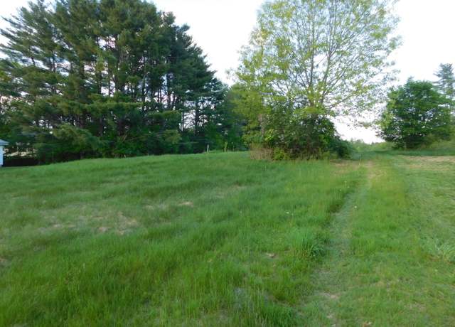 Property at 47 Highland Ave, Bradley, ME 04411