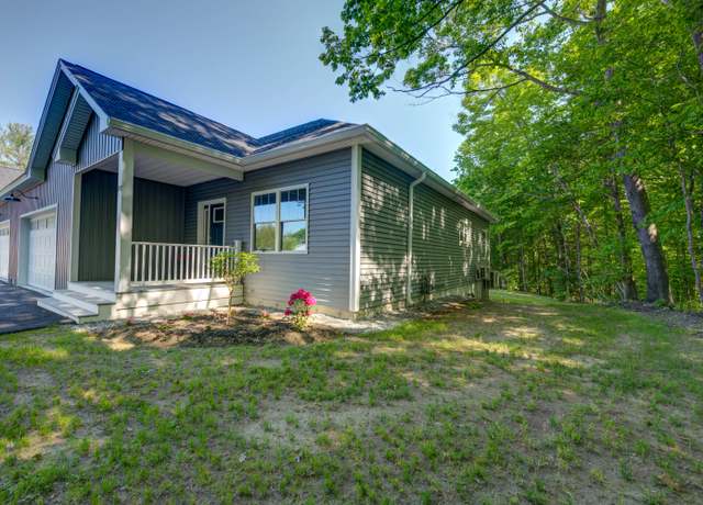 Property at 7 River Oaks Way #2, Falmouth, ME 04105, 2 beds, 3 baths