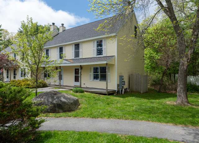 Property at 48 Pine Hill Dr #48, Bath, ME 04530, 2 beds, 1.5 baths