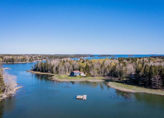 Property at 156 Scraggle Point Rd, Saint George, ME 04859, 3 beds, 2.5 baths