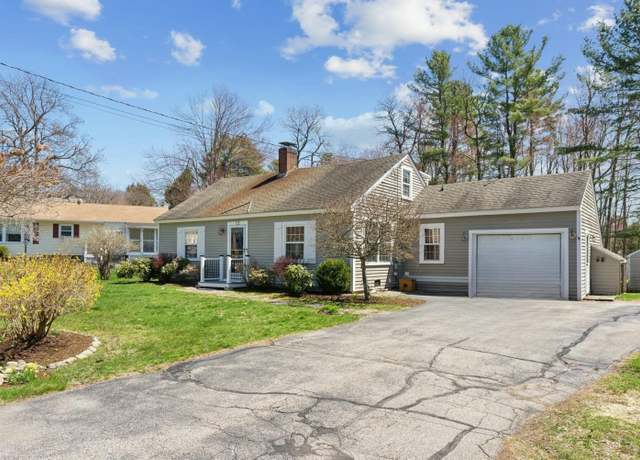 Property at 12 Intervale Rd, Kennebunk, ME 04043, 3 beds, 2.5 baths