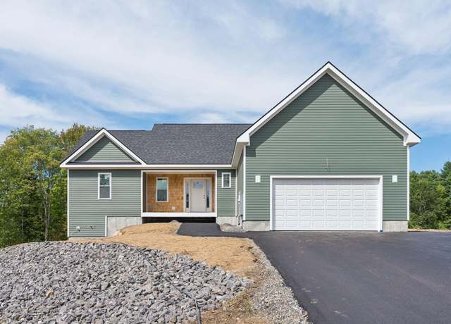 Property at 32 Middle Jam Rd, Gorham, ME 04038, 3 beds, 2.5 baths