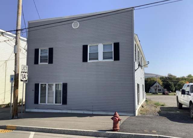 Property at 77 Main St, Mars Hill, ME 04758, 8 beds, 4 baths