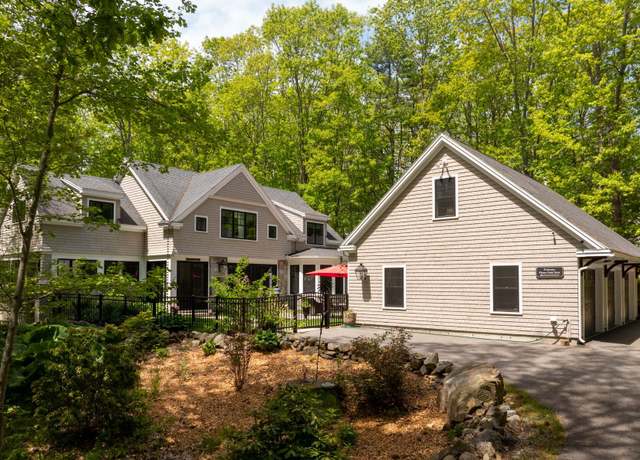 Property at 38 Darcy Rd, York, ME 03909, 3 beds, 3.5 baths