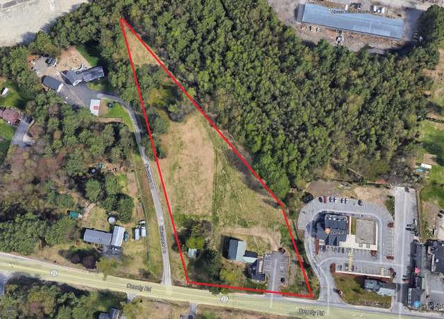 Property at 97 County Rd, Scarborough, ME 04074, 3 beds, 2 baths