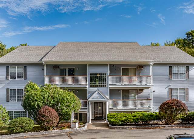 Property at 9 Stoneridge Ln #18, York, ME 03909, 2 beds, 2 baths