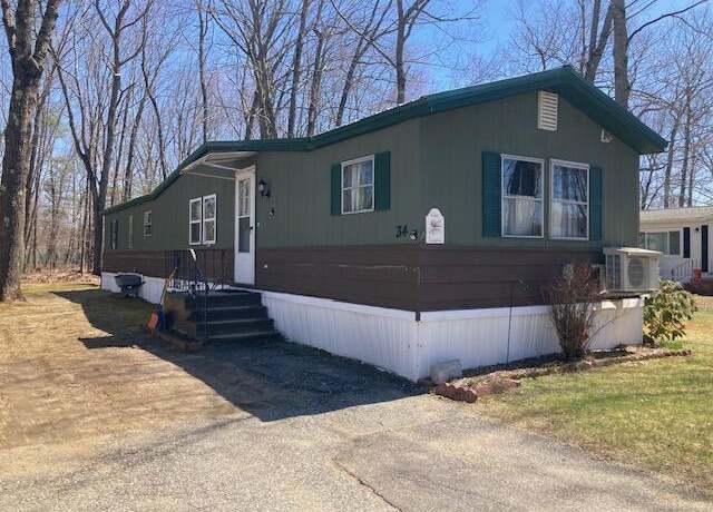 Property at 34 Oakwood Dr, Turner, ME 04282, 2 beds, 2 baths