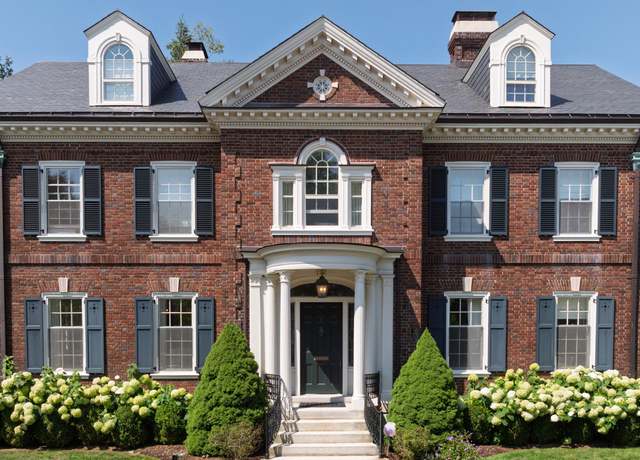 Property at 112 Vaughan St, Portland, ME 04102, 8 beds, 6.5 baths