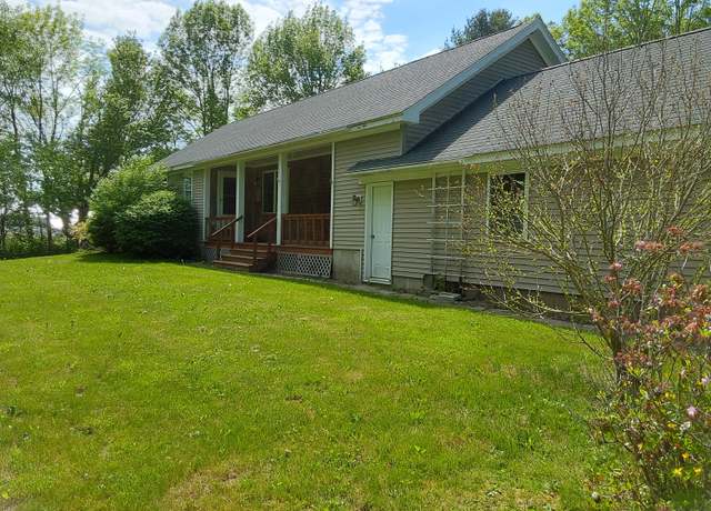 Property at 76 West Washington Rd, Washington, ME 04574, 2 beds, 1.5 baths