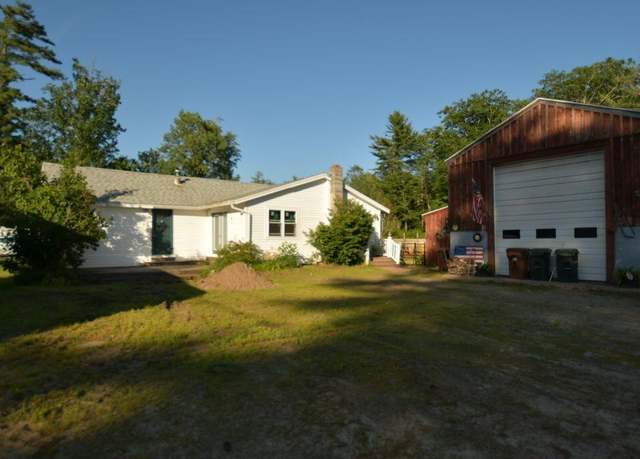Property at 11 Blueberry Ave, Saco, ME 04072, 3 beds, 1 bath