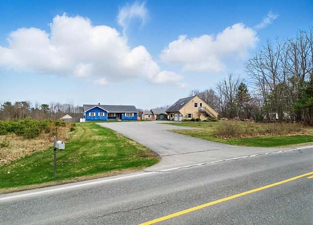 Property at 166 Weeks Mills Rd, China, ME 04358, 6 beds, 3 baths